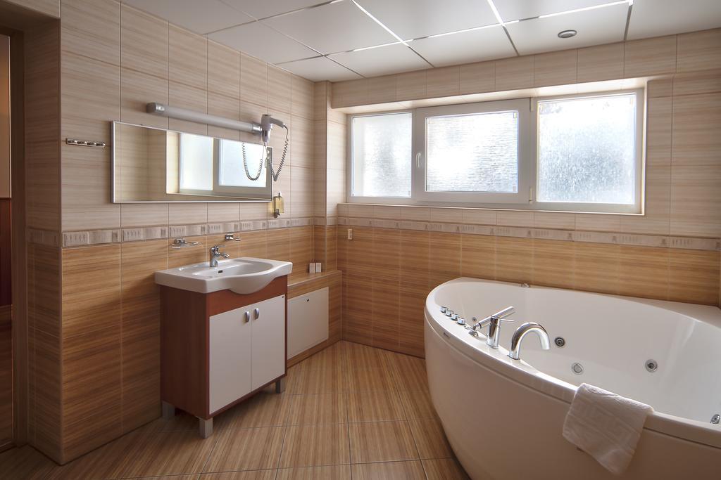 Atoll Hostel Haabneeme Bagian luar foto